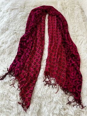 Isaac Mizrahi Pink Burgundy Reversible Fringe Scarf Wrap One Size Women’s